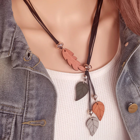 ボヘミアンエスニックウッドリーフネックレス女性用ペンダント、ヴィンテージ手作り、レトロステートメント、ファッションジュエリー、デイリーウェア